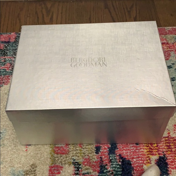 Authentic Chanel Mini Flap Bag RED PATENT LEATHER - Picture 4 of 8